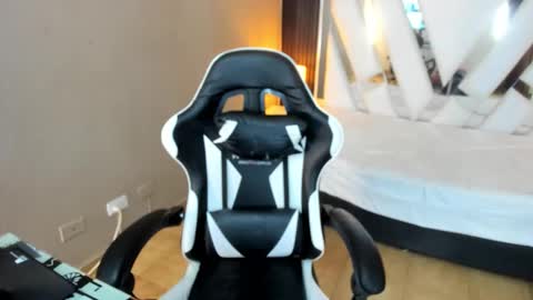 SARA  online show from 02.24.26