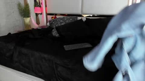 celeste_starsss online show from 02.22.25