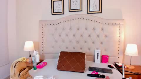 CELESTE MIRANDA online show from 01.12.26