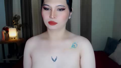 Snapshot of celestehollywood chatting on 10.10.25 CELESTE IGYoshi Tian online show from 10.10.25