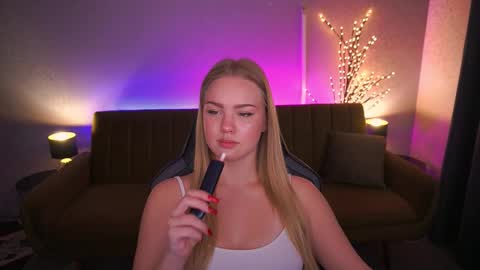 celestenoirr online show from 10.10.25