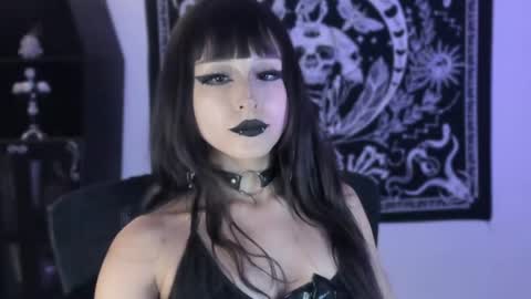   online show from 04.21.26