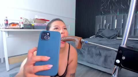 Celeste Bloom online show from 03.04.25