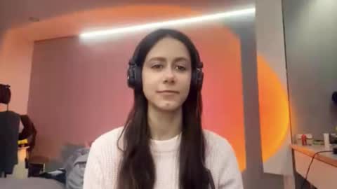 Snapshot of celinebinegar chatting on 03.03.26 Celine online show from 03.03.26