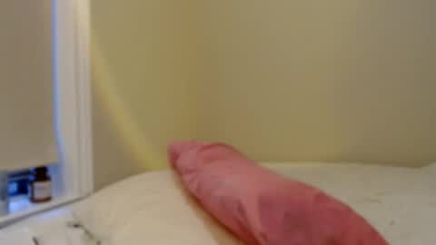 Snapshot of celinecostas chatting on 02.21.25 Celine Costas online show from 02.21.25