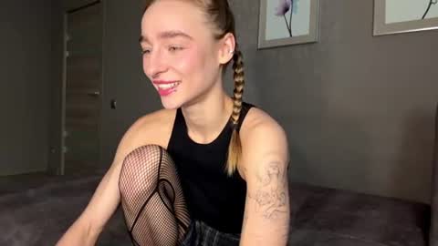 Snapshot of celineruppert chatting on 07.18.26 Amilia online show from 07.18.26