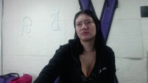 Snapshot of cerecita_02 chatting on 01.23.25 Cerecita online show from 01.23.25