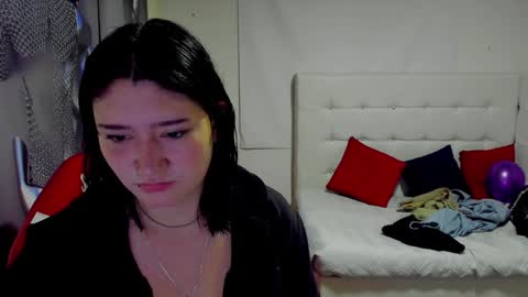 Snapshot of cerecita_02 chatting on 01.24.25 Cerecita online show from 01.24.25