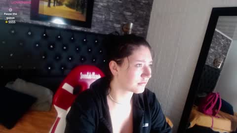 Snapshot of cerecita_02 chatting on 01.27.25 Cerecita online show from 01.27.25