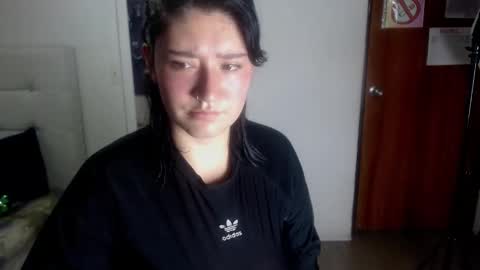 Snapshot of cerecita_02 chatting on 02.10.25 Cerecita online show from 02.10.25