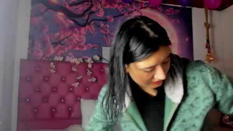 Snapshot of cerecita_02 chatting on 02.11.25 Cerecita online show from 02.11.25