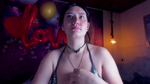 Snapshot of cerecita_02 chatting on 02.20.25 Cerecita online show from 02.20.25