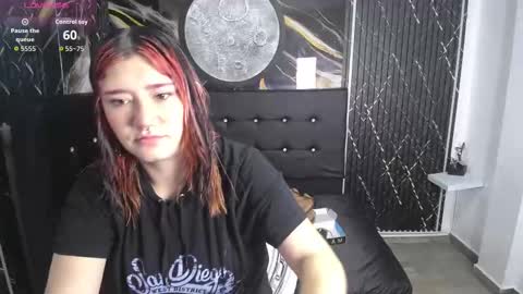 Snapshot of cerecita_02 chatting on 10.03.25 Cerecita online show from 10.03.25