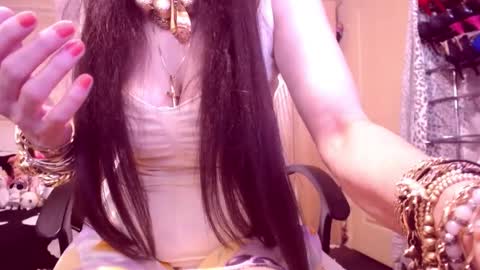 Cerise online show from 09.14.25