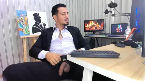 Snapshot of cesar_dant chatting on 05.02.26 Cesar online show from 05.02.26