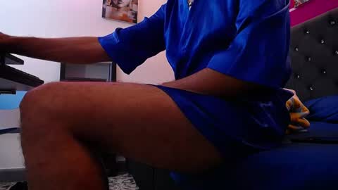 Snapshot of cesirry chatting on 07.25.26 Cesirry online show from 07.25.26