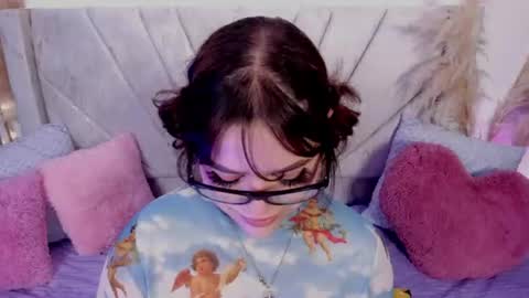 Snapshot of chaarlotte_1 chatting on 06.22.26 charlotte online show from 06.22.26