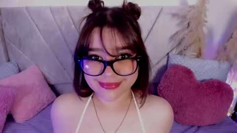 Snapshot of chaarlotte_1 chatting on 06.26.26 charlotte online show from 06.26.26