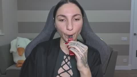 Kate online show from 10.31.25