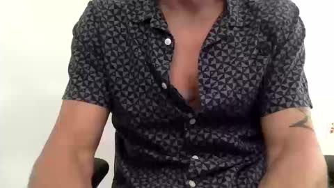 Snapshot of chagaschoo chatting on 10.15.25 Chags online show from 10.15.25