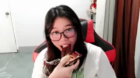 Snapshot of chakadal_xx chatting on 02.08.26 chakadal_xx online show from 02.08.26