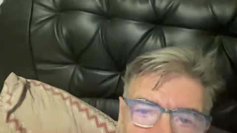 Snapshot of champsex305610 chatting on 03.15.26 champsex305610 online show from 03.15.26