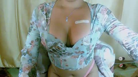 Snapshot of chanda_slut chatting on 02.08.25 chanda slut online show from 02.08.25