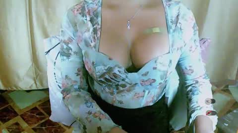 Snapshot of chanda_slut chatting on 02.11.25 chanda slut online show from 02.11.25