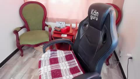          online show from 02.05.26