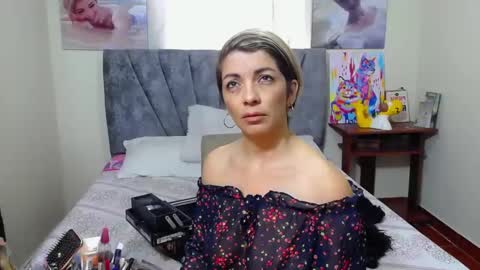 Snapshot of chanel_joliee chatting on 09.20.25 chanel online show from 09.20.25