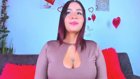  Chanel Parker  online show from 02.25.25