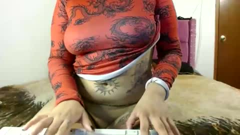 Snapshot of chanell_parisi chatting on 12.11.24 chanell online show from 12.11.24