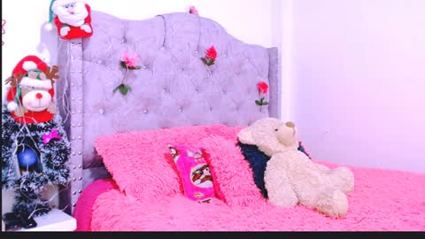 Chanelle 07 online show from 01.13.25