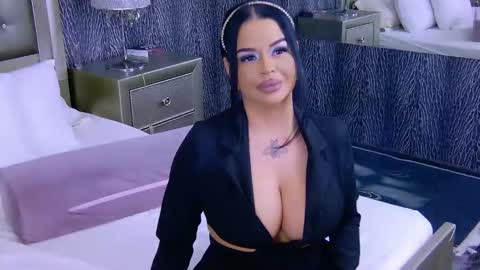 chanelledy1 online show from 12.16.25