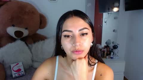 Snapshot of channelrose_1 chatting on 12.19.24 Isabella online show from 12.19.24