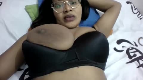 chantal99 online show from 01.18.25