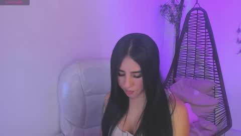 Chantall online show from 11.19.25