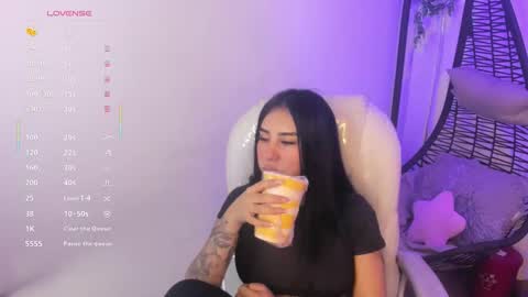 Chantall online show from 11.26.25