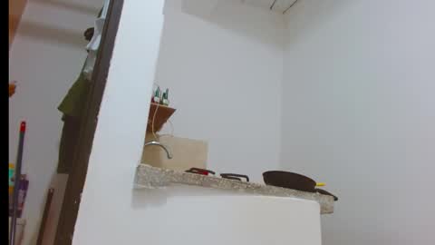 Snapshot of chantalsemenova2023 chatting on 09.14.25 chantal sweety and horny latina for u online show from 09.14.25