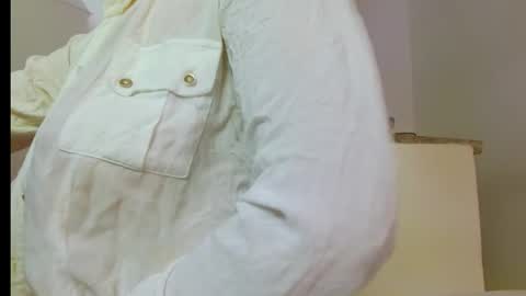 Snapshot of chantalsemenova2023 chatting on 09.29.25 chantal sweety and horny latina for u online show from 09.29.25