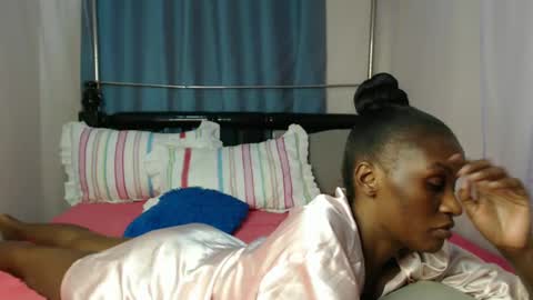 Snapshot of chantelsamz2 chatting on 02.28.25 Chantel online show from 02.28.25