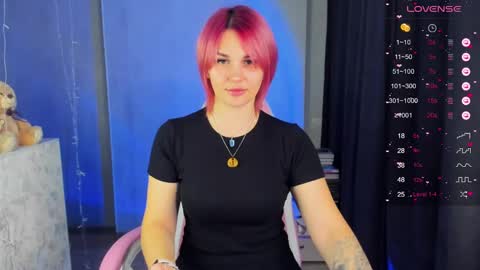 Suzanna Snow online show from 02.03.25