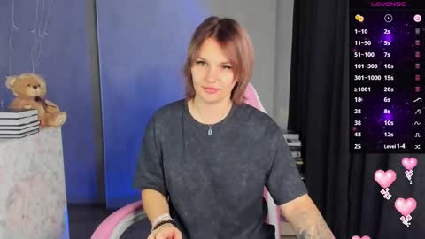 Suzanna Snow online show from 02.23.25