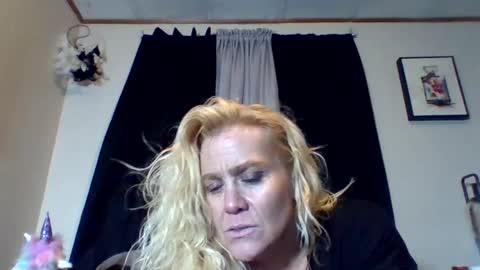 Snapshot of chaosangel33 chatting on 10.10.25 Ms. Behaving online show from 10.10.25