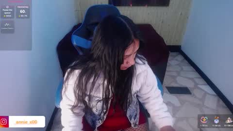 Snapshot of charis_21 chatting on 10.28.25 charis 2 online show from 10.28.25