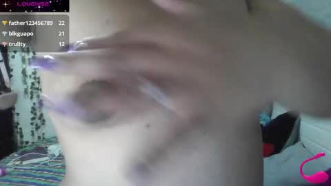 Snapshot of charis_bellota chatting on 12.23.24 charis_bellota online show from 12.23.24