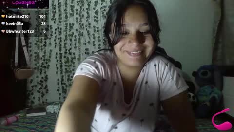 Snapshot of charis_bellota chatting on 12.23.24 charis_bellota online show from 12.23.24