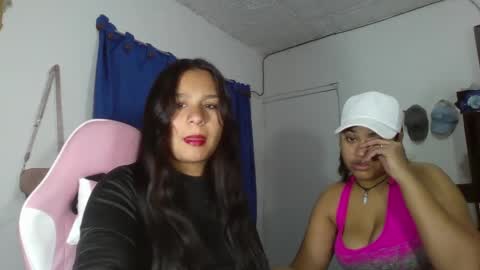 Snapshot of charis_bellota chatting on 02.05.25 charis_bellota online show from 02.05.25