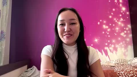 Mia online show from 03.12.26