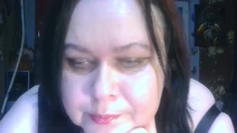 CharleeKendall online show from 11.19.25